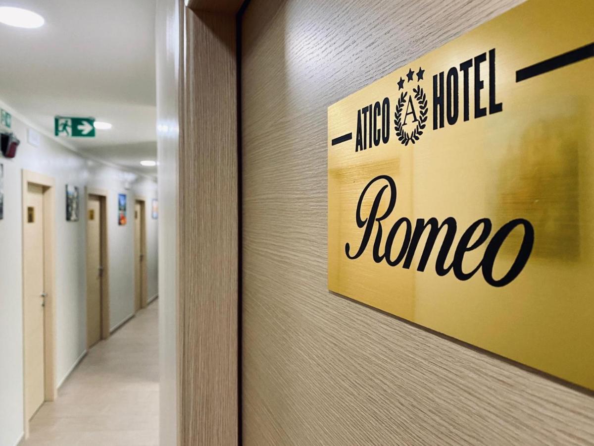 Atico Hotel 데센자노델가르다 외부 사진